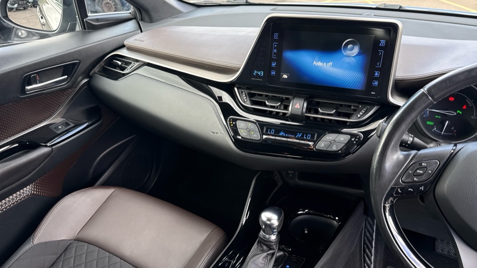 Toyota C-HR 1.8 Hybrid Excel 5dr CVT Hybrid Hatchback - Image 14
