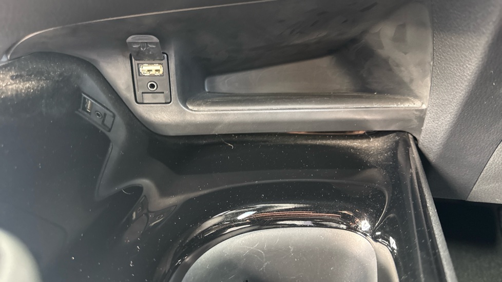 Toyota C-HR 1.8 Hybrid Excel 5dr CVT Hybrid Hatchback - Image 29