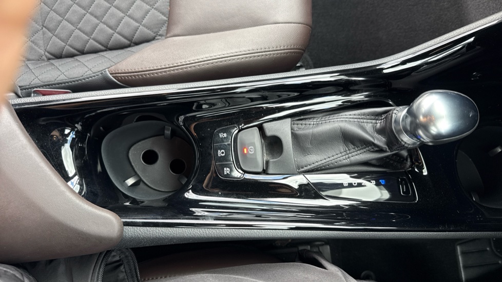 Toyota C-HR 1.8 Hybrid Excel 5dr CVT Hybrid Hatchback - Image 30