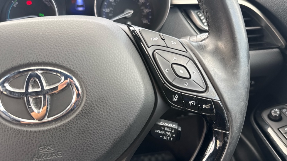 Toyota C-HR 1.8 Hybrid Excel 5dr CVT Hybrid Hatchback - Image 34