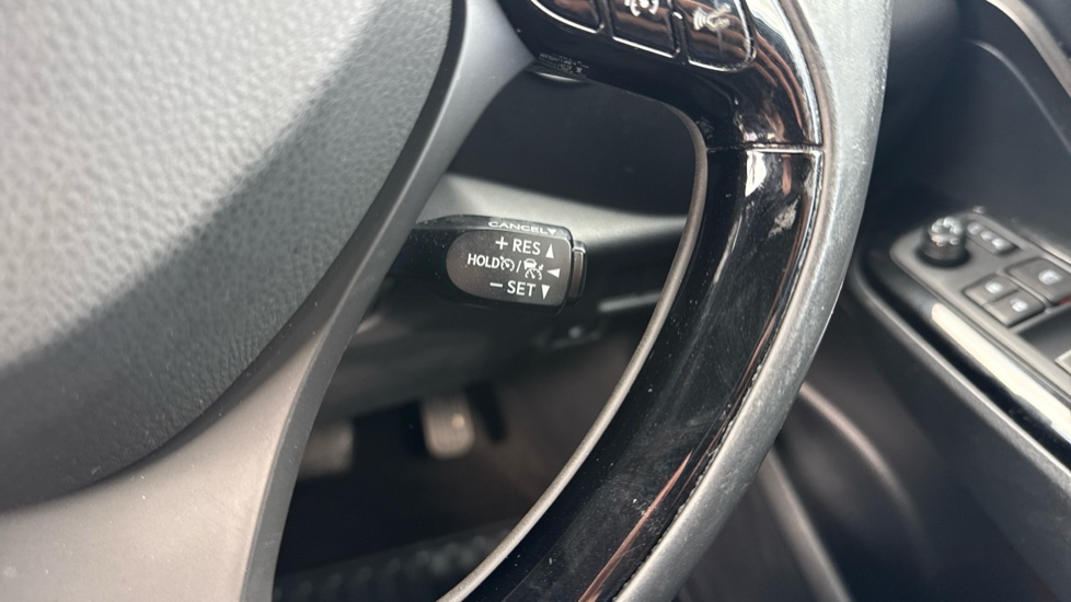 Toyota C-HR 1.8 Hybrid Excel 5dr CVT Hybrid Hatchback - Image 35