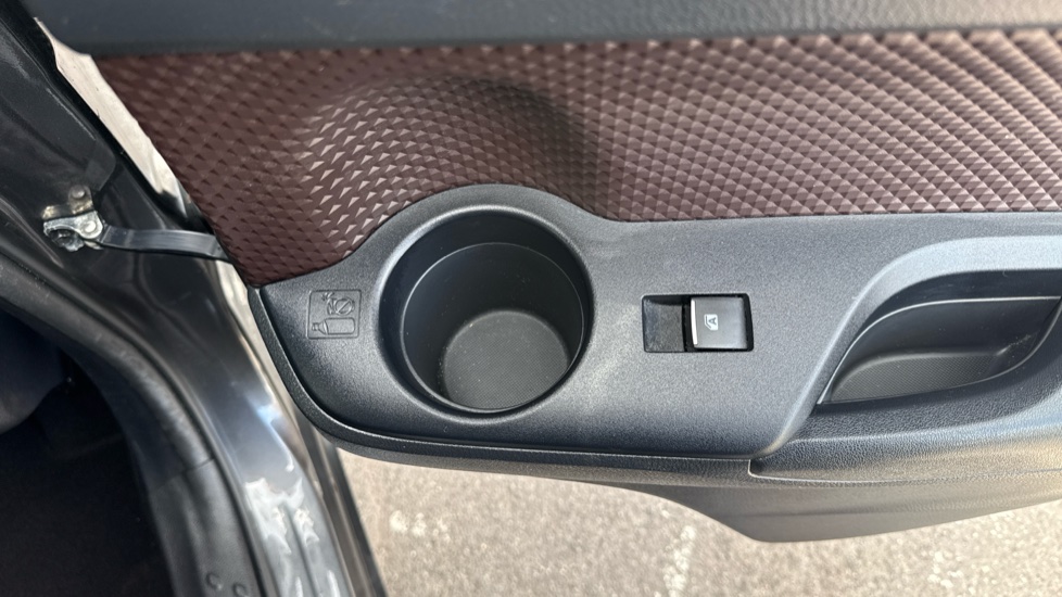Toyota C-HR 1.8 Hybrid Excel 5dr CVT Hybrid Hatchback - Image 43