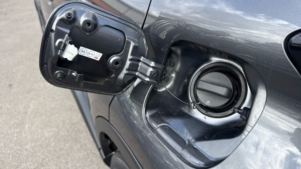 Toyota C-HR 1.8 Hybrid Excel 5dr CVT Hybrid Hatchback - Image 44
