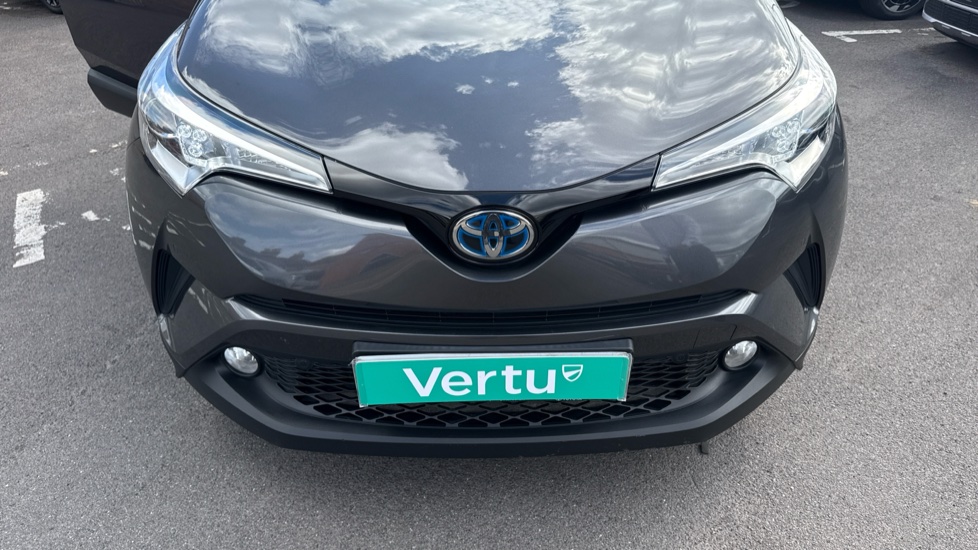 Toyota C-HR 1.8 Hybrid Excel 5dr CVT Hybrid Hatchback - Image 50
