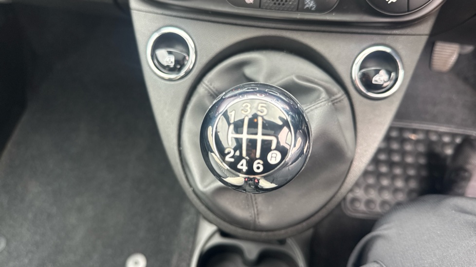 Fiat 500 1.0 Mild Hybrid Star 3dr Petrol Hatchback - Image 27