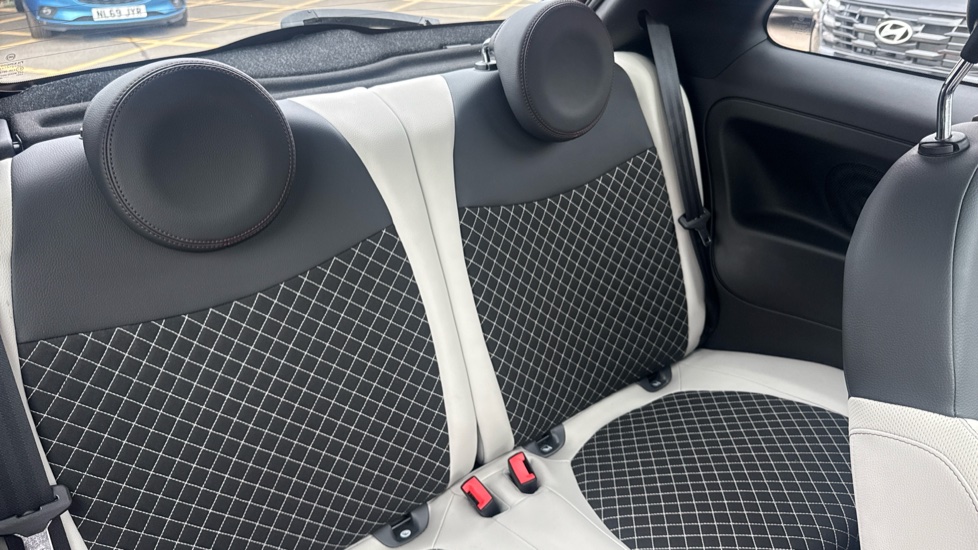 Fiat 500 1.0 Mild Hybrid Star 3dr Petrol Hatchback - Image 42