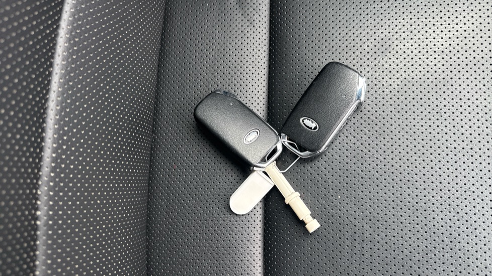 Kia Sportage 1.6T GDi ISG GT-Line 5dr DCT Auto [AWD] Petrol Estate - Image 20