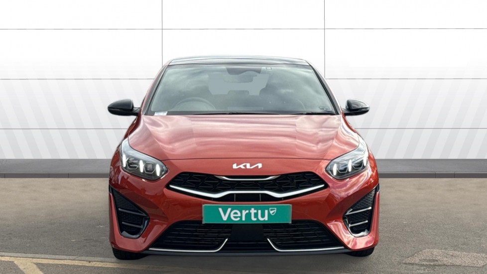 Kia Ceed 1.5T GDi ISG 138 GT-Line S 5dr DCT Petrol Hatchback - Image 3