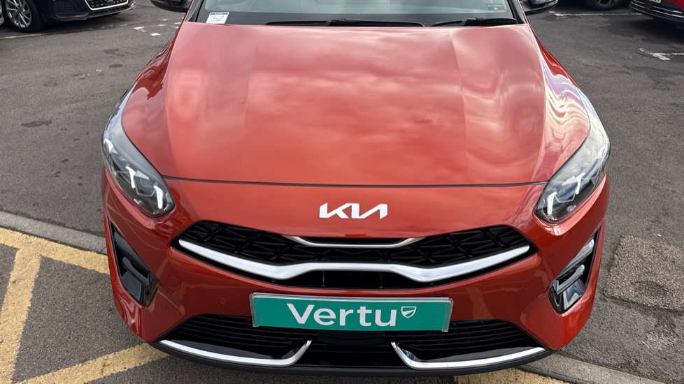 Kia Ceed 1.5T GDi ISG 138 GT-Line S 5dr DCT Petrol Hatchback - Image 8
