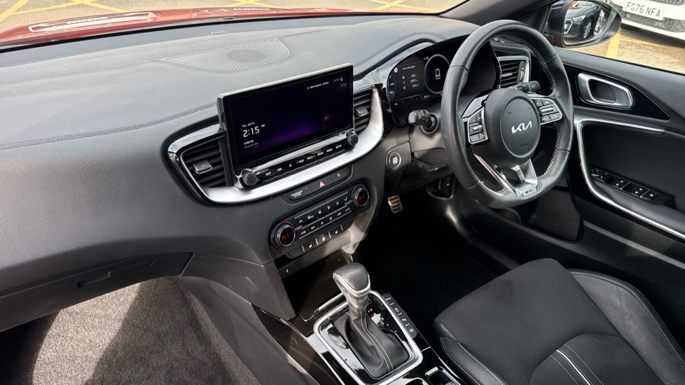 Kia Ceed 1.5T GDi ISG 138 GT-Line S 5dr DCT Petrol Hatchback - Image 9