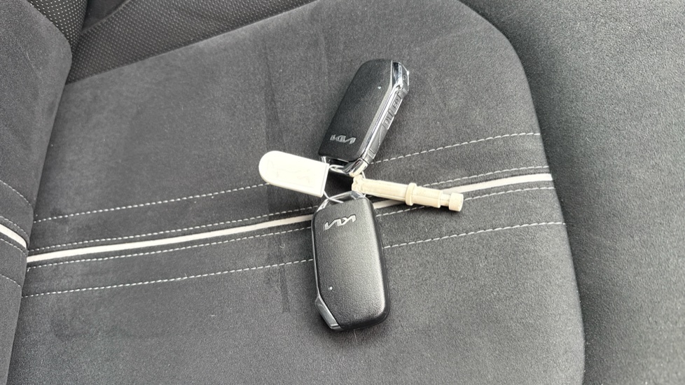 Kia Ceed 1.5T GDi ISG 138 GT-Line S 5dr DCT Petrol Hatchback - Image 20