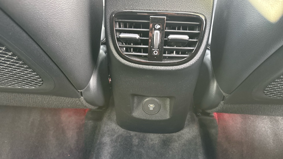 Kia Ceed 1.5T GDi ISG 138 GT-Line S 5dr DCT Petrol Hatchback - Image 44