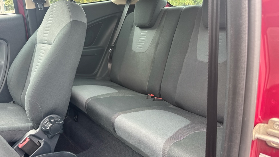 Ford Ka 1.2 Titanium 3dr [Start Stop] Petrol Hatchback - Image 16