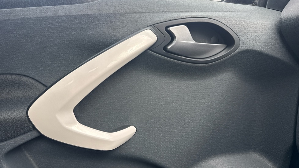 Ford Ka 1.2 Titanium 3dr [Start Stop] Petrol Hatchback - Image 21