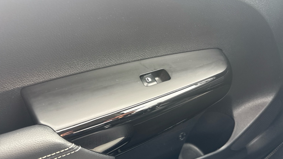 Kia Picanto 1.2 GT-line S 5dr Petrol Hatchback - Image 22