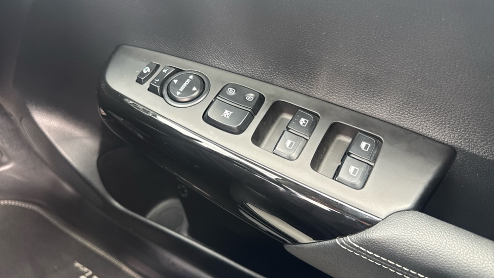 Kia Picanto 1.2 GT-line S 5dr Petrol Hatchback - Image 37