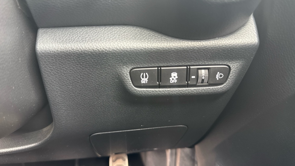 Kia Picanto 1.2 GT-line S 5dr Petrol Hatchback - Image 38