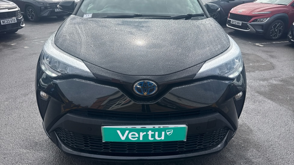 Toyota C-HR 1.8 Hybrid Design 5dr CVT Hybrid Hatchback - Image 8