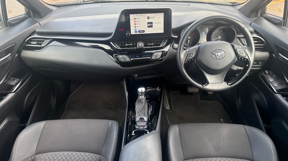 Toyota C-HR 1.8 Hybrid Design 5dr CVT Hybrid Hatchback - Image 10