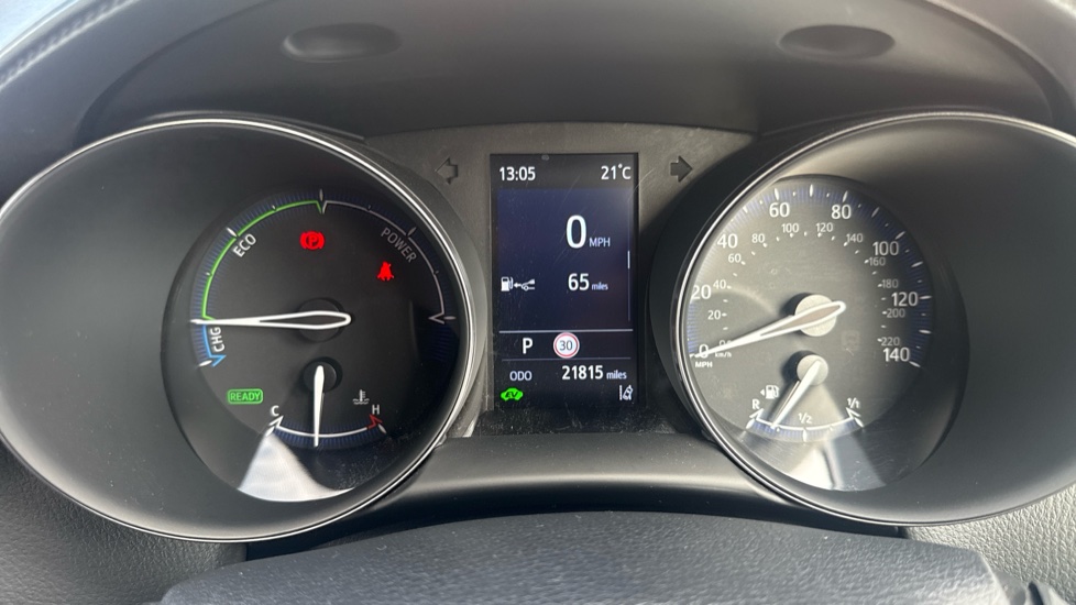 Toyota C-HR 1.8 Hybrid Design 5dr CVT Hybrid Hatchback - Image 18
