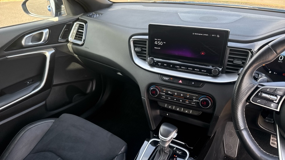 Kia Xceed 1.5T GDi ISG GT-Line S 5dr DCT Petrol Hatchback - Image 14