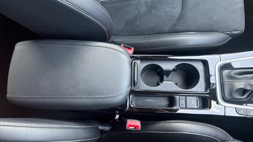 Kia Xceed 1.5T GDi ISG GT-Line S 5dr DCT Petrol Hatchback - Image 31