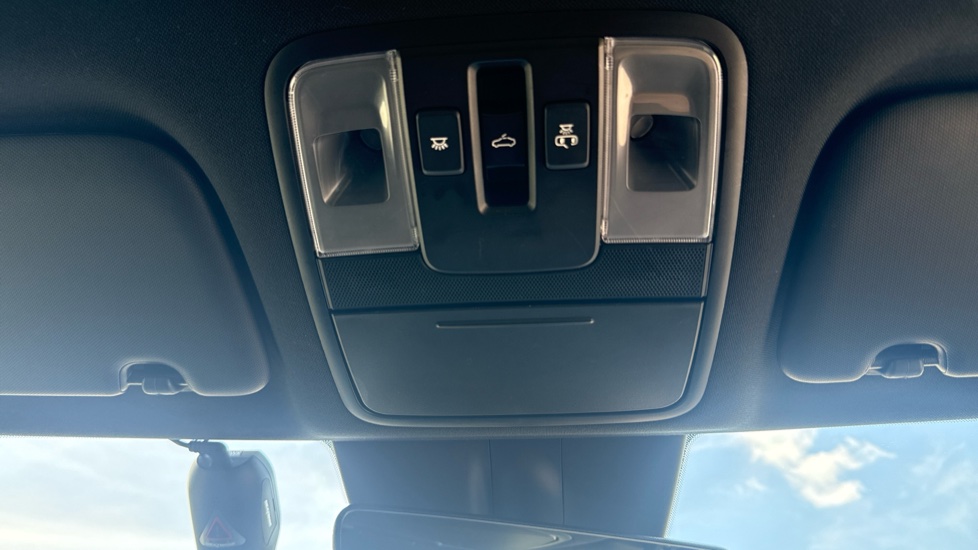 Kia Xceed 1.5T GDi ISG GT-Line S 5dr DCT Petrol Hatchback - Image 39