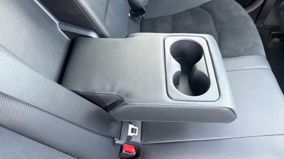 Kia Xceed 1.5T GDi ISG GT-Line S 5dr DCT Petrol Hatchback - Image 48