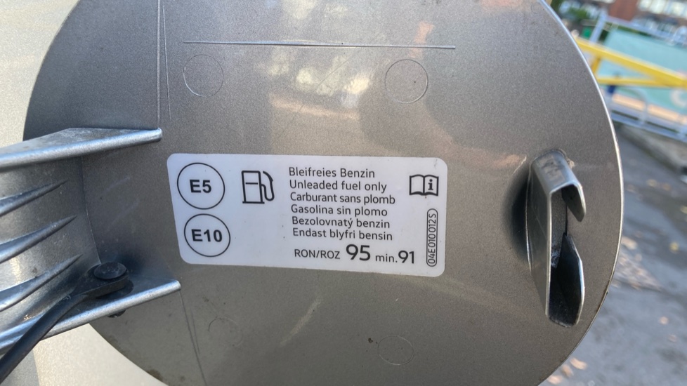 Volkswagen Up 1.0 65PS Up 3dr Petrol Hatchback - Image 42