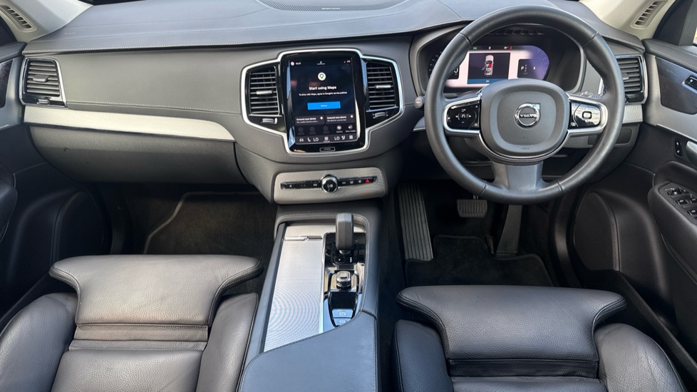 Volvo XC90 2.0 B5P [250] Plus Dark 5dr AWD Geartronic Petrol Estate - Image 10