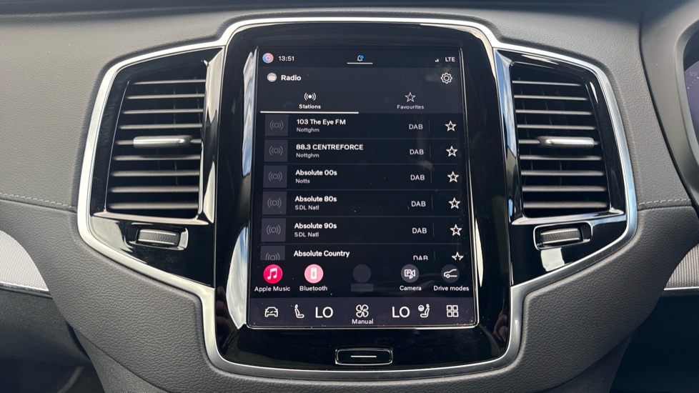 Volvo XC90 2.0 B5P [250] Plus Dark 5dr AWD Geartronic Petrol Estate - Image 23