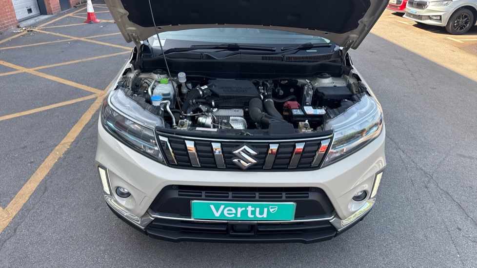 Suzuki Vitara 1.4 Boosterjet 48V Hybrid SZ5 ALLGRIP 5dr Petrol Estate - Image 8