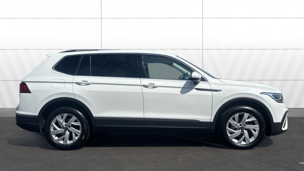 Volkswagen Tiguan Allspace 1.5 TSI Life 5dr DSG Petrol Estate - Image 5