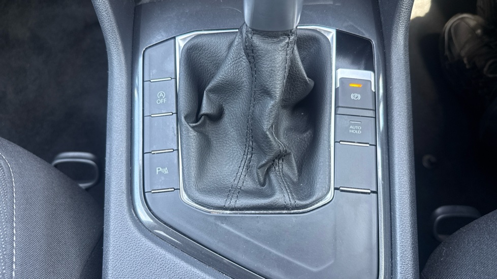 Volkswagen Tiguan Allspace 1.5 TSI Life 5dr DSG Petrol Estate - Image 27