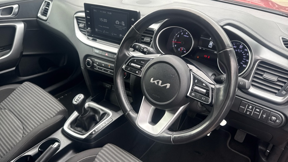 Kia Xceed 1.5T GDi ISG 2 5dr Petrol Hatchback - Image 11