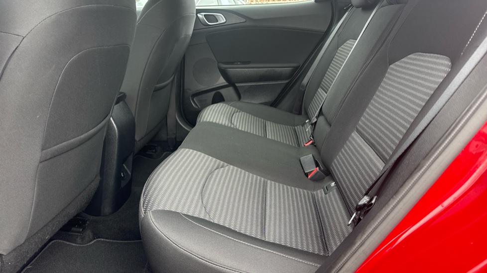 Kia Xceed 1.5T GDi ISG 2 5dr Petrol Hatchback - Image 16