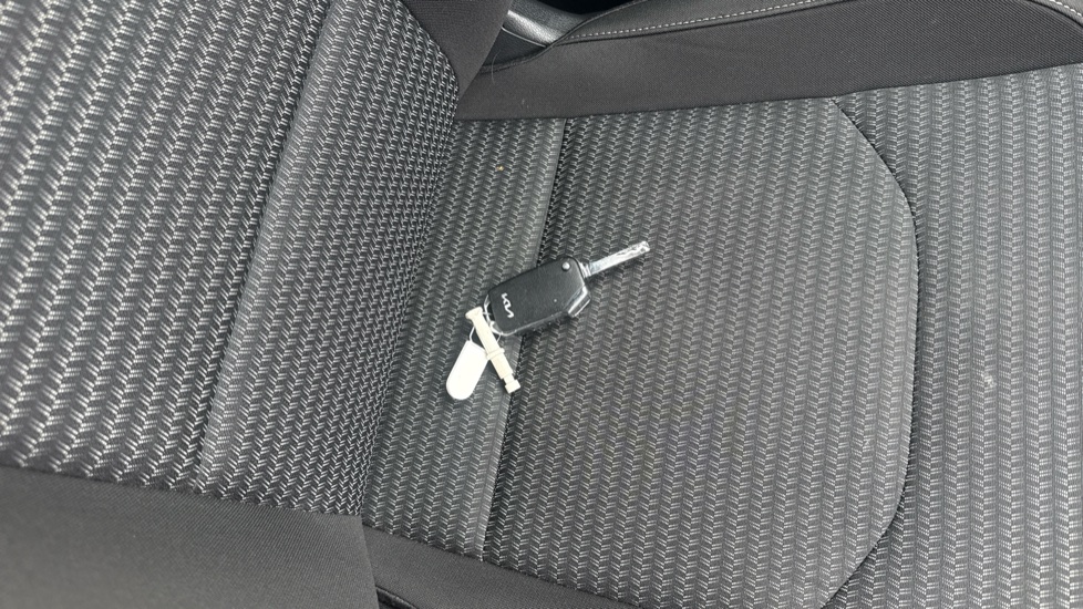 Kia Xceed 1.5T GDi ISG 2 5dr Petrol Hatchback - Image 19