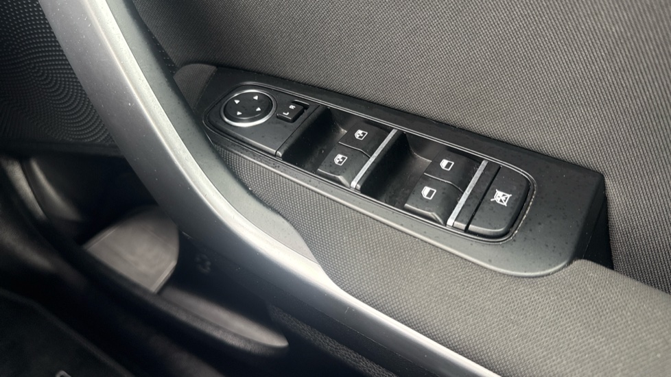 Kia Xceed 1.5T GDi ISG 2 5dr Petrol Hatchback - Image 38