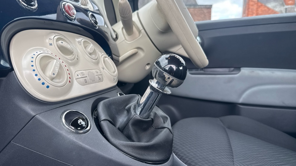 Fiat 500 1.2 Pop 3dr Petrol Hatchback - Image 13