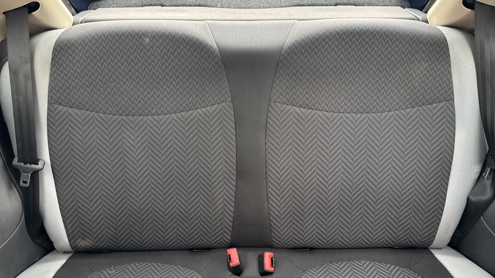 Fiat 500 1.2 Pop 3dr Petrol Hatchback - Image 15