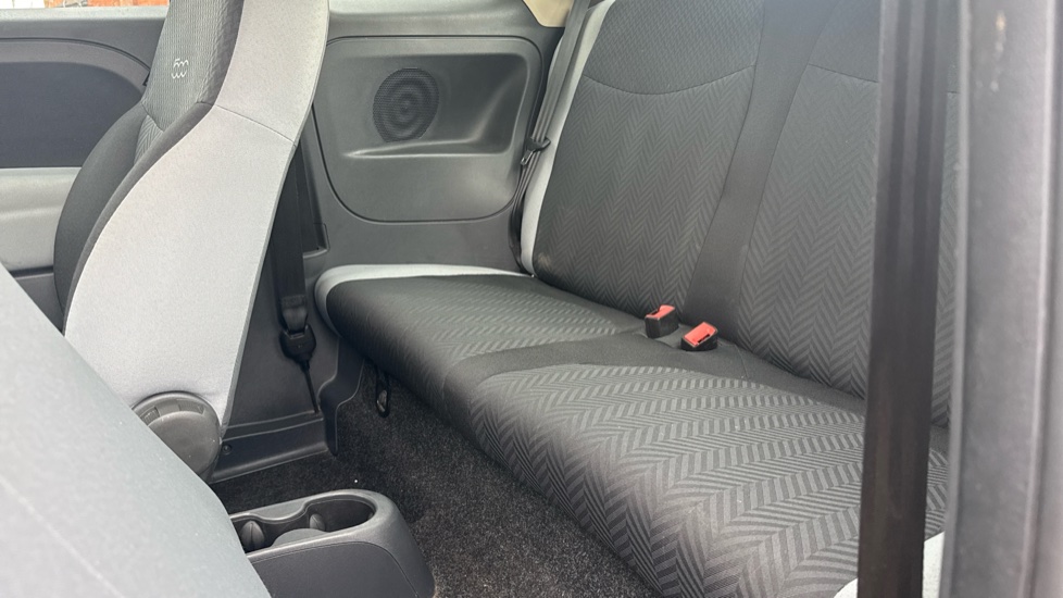 Fiat 500 1.2 Pop 3dr Petrol Hatchback - Image 16