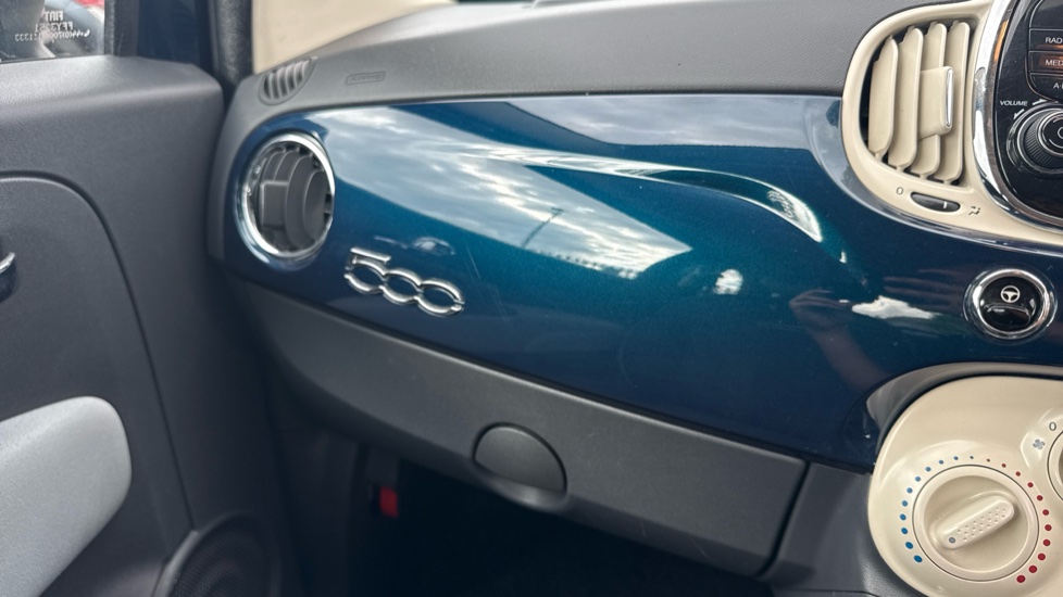Fiat 500 1.2 Pop 3dr Petrol Hatchback - Image 24