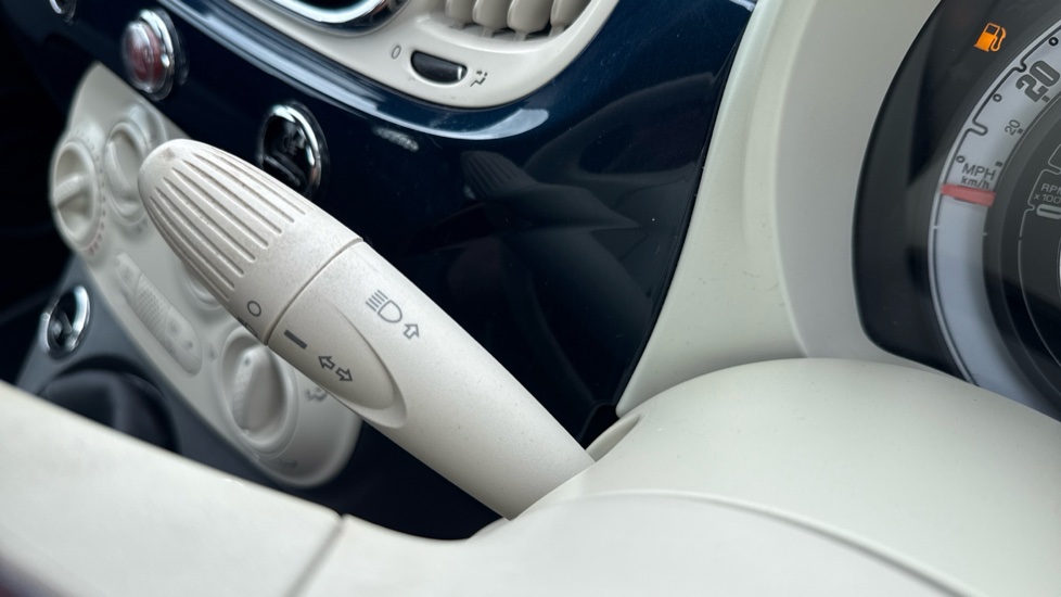Fiat 500 1.2 Pop 3dr Petrol Hatchback - Image 37