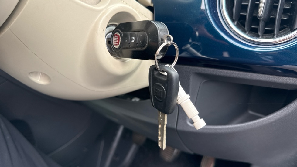 Fiat 500 1.2 Pop 3dr Petrol Hatchback - Image 38