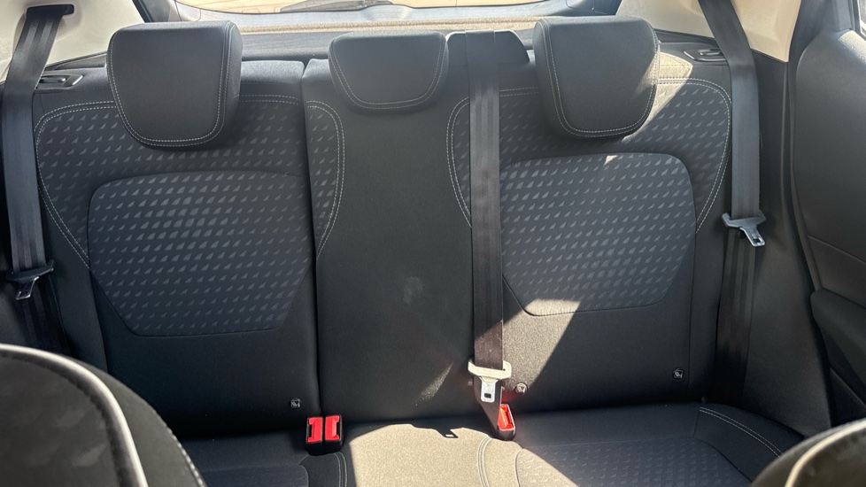 Ford Fiesta 1.0 EcoBoost Zetec 5dr Petrol Hatchback - Image 15