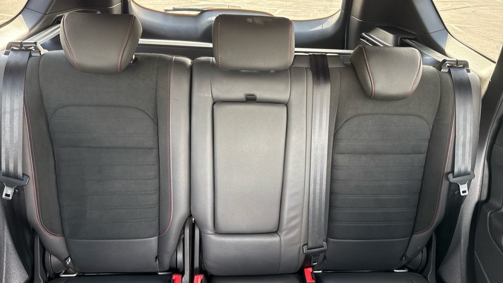 Ford Kuga 2.0 TDCi ST-Line Edition 5dr 2WD Diesel Estate - Image 15