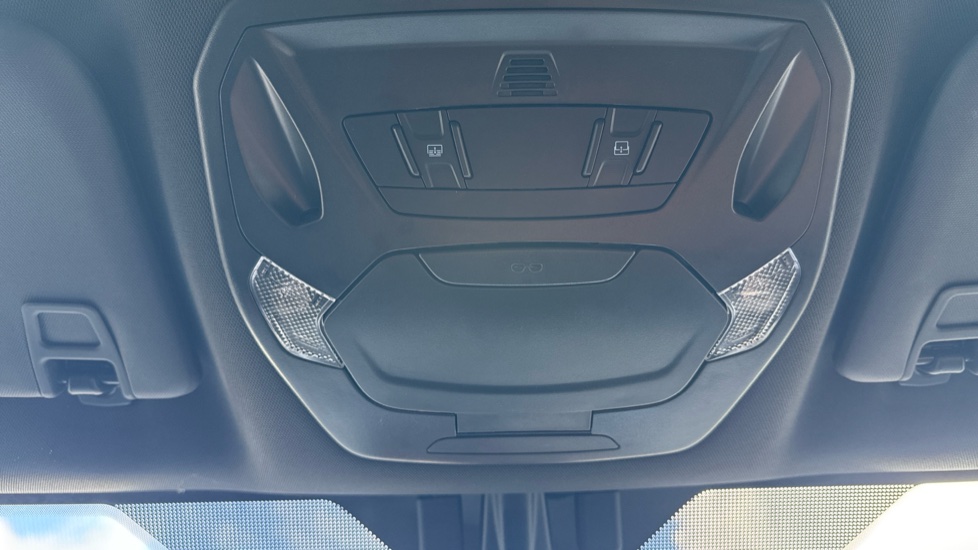 Ford Kuga 2.0 TDCi ST-Line Edition 5dr 2WD Diesel Estate - Image 38