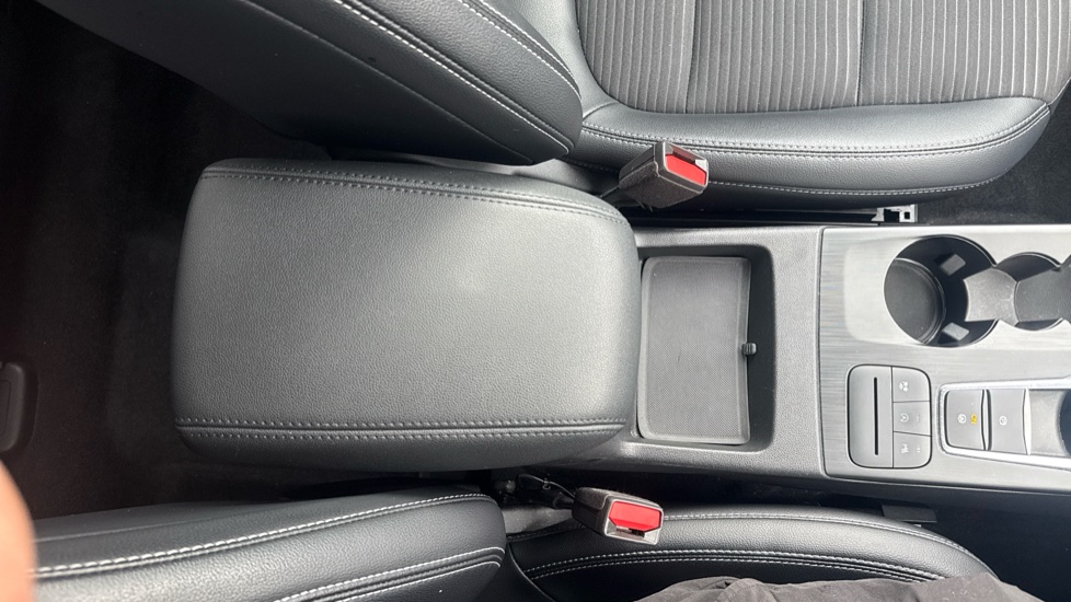 Ford Kuga 1.5 EcoBlue Titanium Edition 5dr Auto Diesel Estate - Image 30