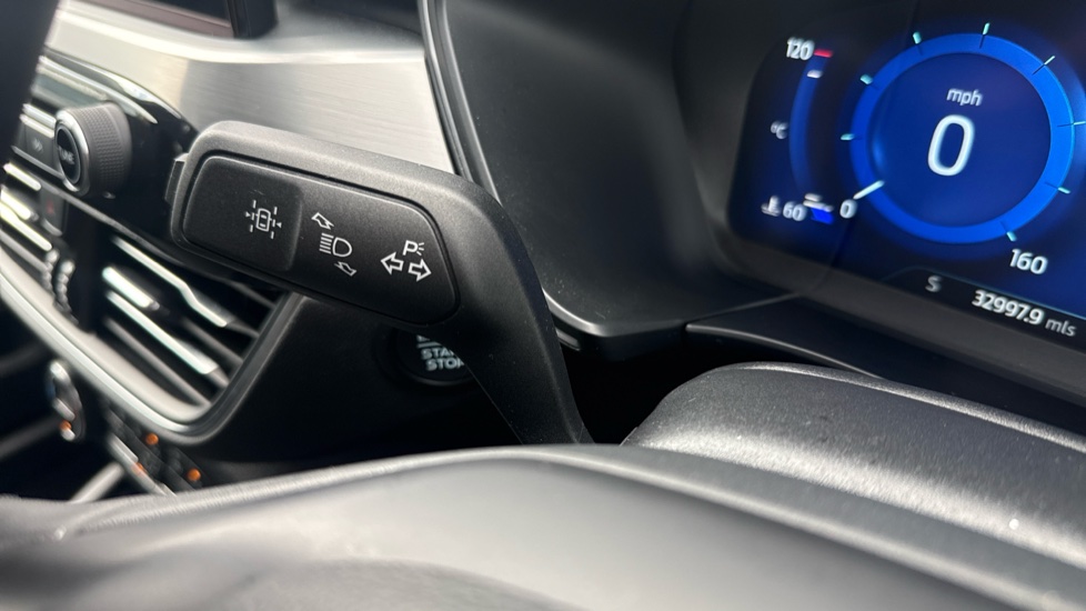 Ford Kuga 1.5 EcoBlue Titanium Edition 5dr Auto Diesel Estate - Image 35