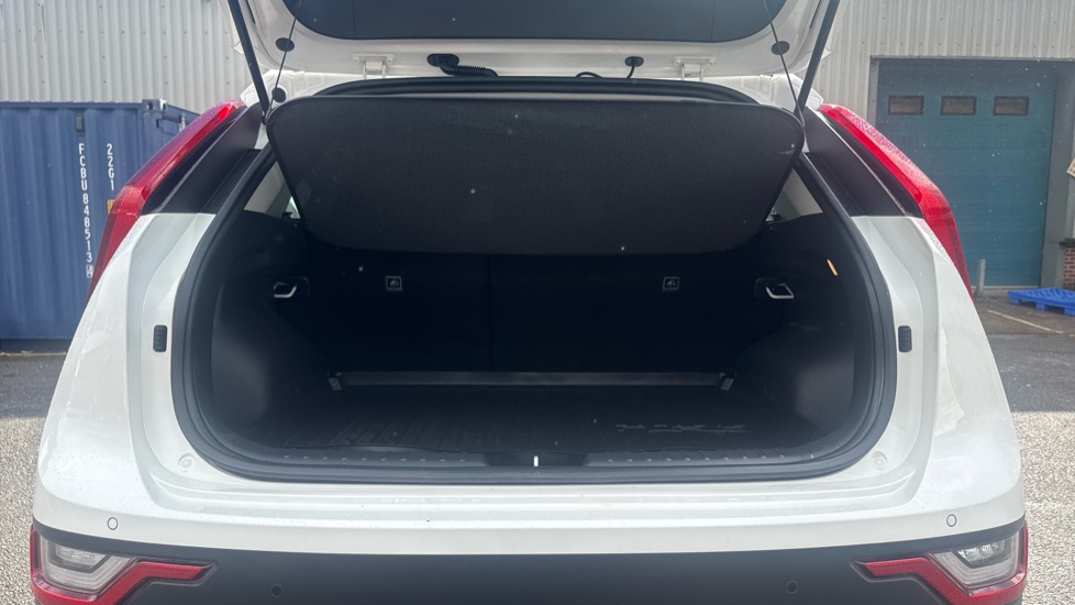 Kia Niro 150kW 2 64kWh 5dr Auto Electric Estate - Image 4
